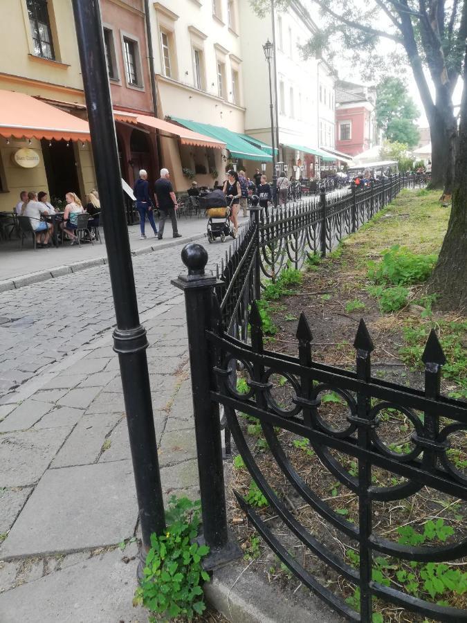 Kazimierz-Good Vibes Apartment For 7 People! كراكوفيا المظهر الخارجي الصورة